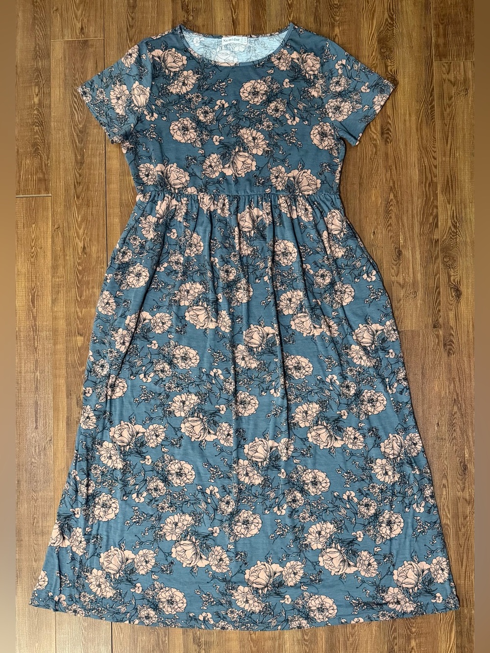 Women’s Nemidor Plus Size Floral Print Maxi Dress w/ Pockets - Size 18